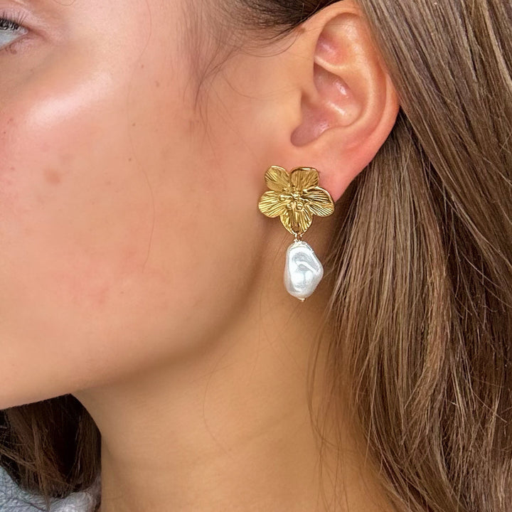 Fiorella Earrings