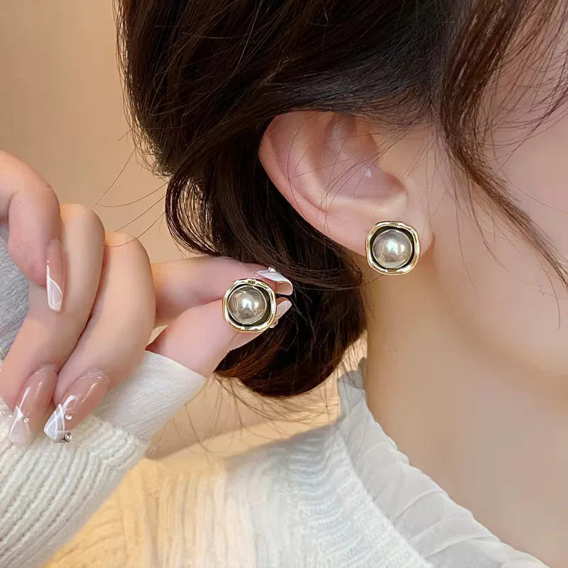 Premium Black Pearl Stud Earrings