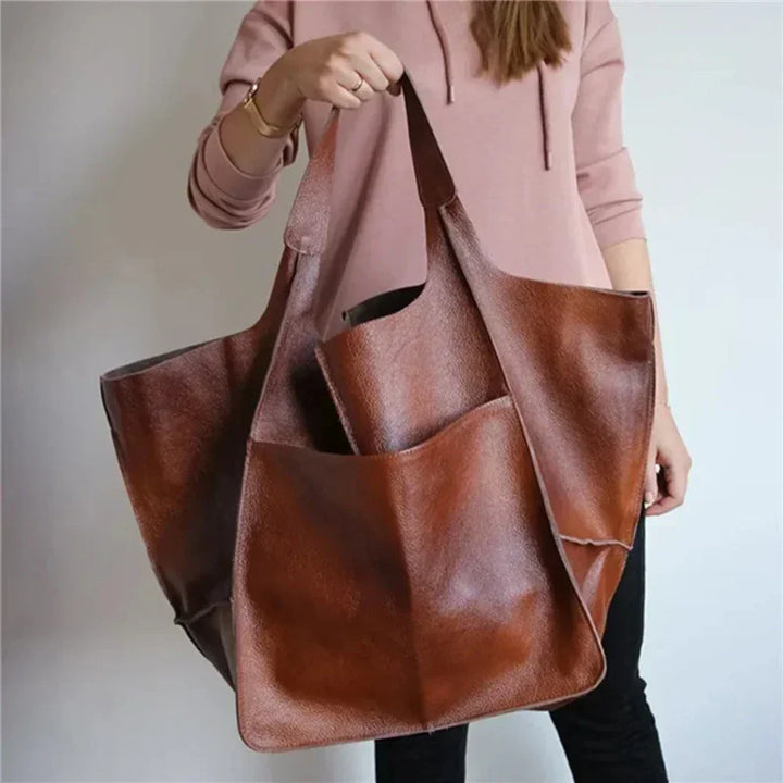 Laura | Everything with you, nothing too heavy — Spacious Leather Bag