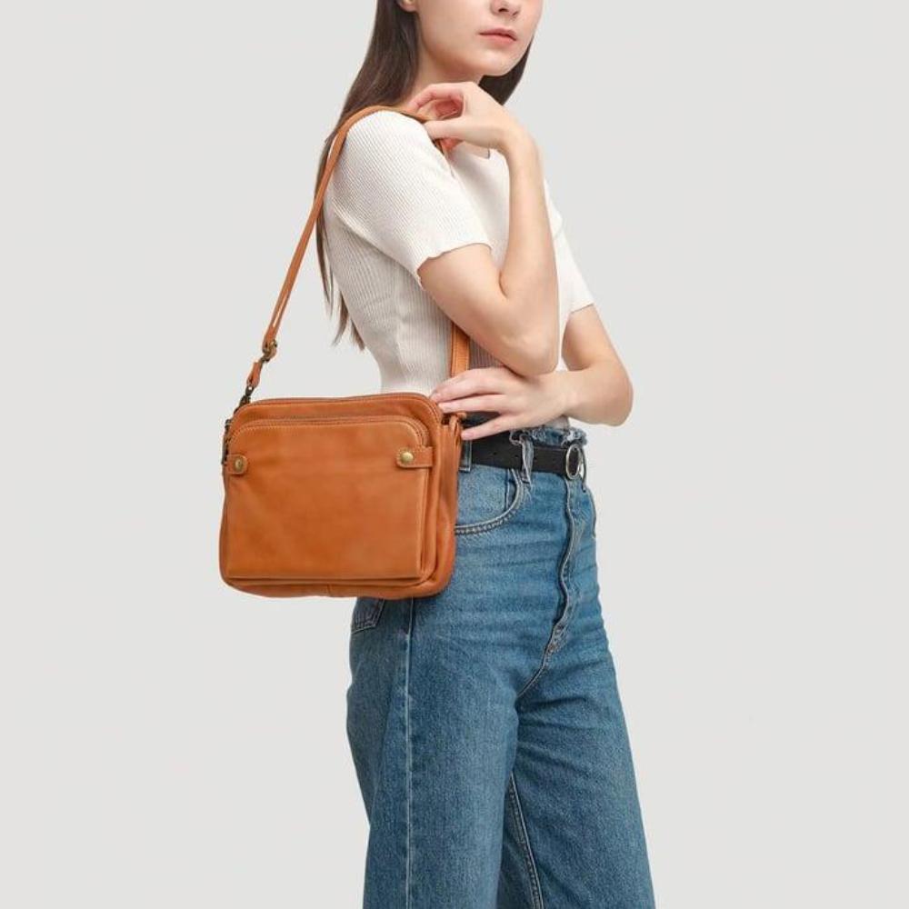 Kim | Every Day Comfortable — Classic Leather Bag